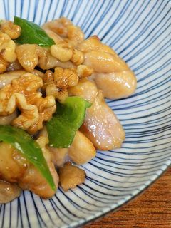 鶏とくるみの比内地鶏スープ炒め-レシピのメイン写真