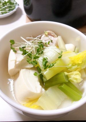 【優しい味】鶏むね肉で塩こうじ鍋-レシピのメイン写真