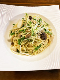 シーフードアヒージョの残りと水菜のパスタ-レシピのメイン写真