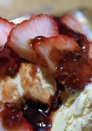 いちごのバルサミコソース♪-レシピのメイン写真