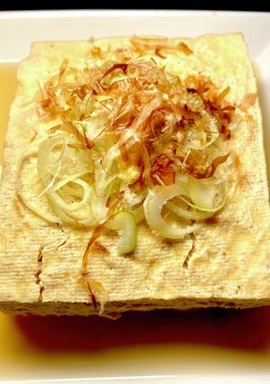 冷凍、解凍で、染み染み丸ごと豆腐-レシピのメイン写真