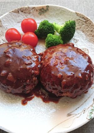 ふんわり豆腐ハンバーグ本格赤ワインソース-レシピのメイン写真