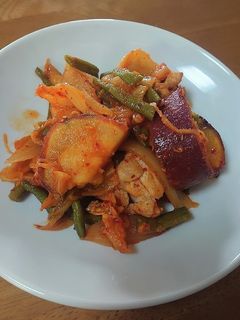 蒸かし芋と鶏のキムチ炒め-レシピのメイン写真