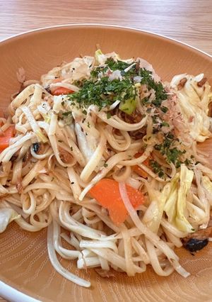 昆布茶香る野菜たっぷり鯖味噌煮缶焼うどん-レシピのメイン写真