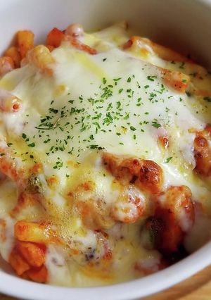 トマトパスタソースで簡単マカロニグラタン-レシピのメイン写真