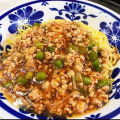 รูปของ ひき肉餡掛け　焼きそば