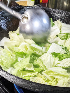 炒め物でまさかの〇〇!?「白菜の塩炒め」-レシピのメイン写真