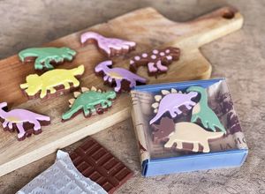 恐竜チョコ　アーモンドプラリネ-レシピのメイン写真