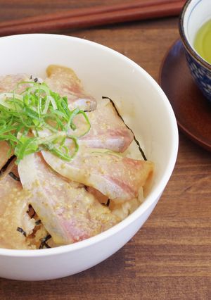 ぶりごま丼-レシピのメイン写真
