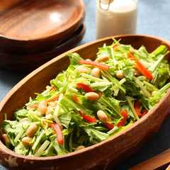รูปของ 免疫力アップ!水菜と大豆のシーザーサラダ