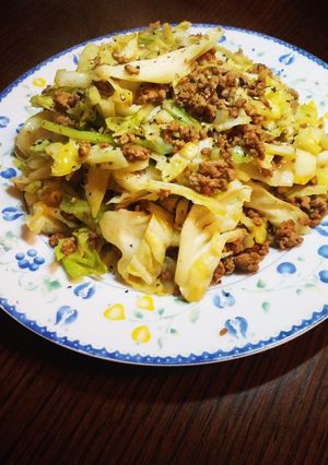 簡単☆キャベツと挽き肉のカレー風味炒め-レシピのメイン写真