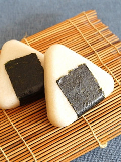 レンジで簡単!米粉100%のおにぎりパン-レシピのメイン写真