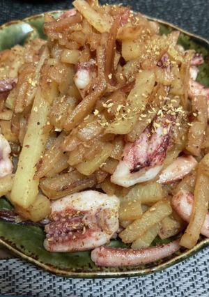 いかとじゃがいもの花椒バター炒め-レシピのメイン写真