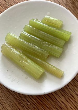 フキの青煮　わりと簡単ではない-レシピのメイン写真