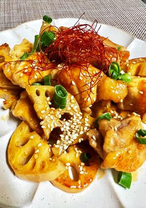 鶏ももと蓮根のヤンニョムチキン。簡単!-レシピのメイン写真