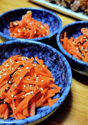 【レンジで簡単！】にんじんの塩昆布和え-レシピのメイン写真