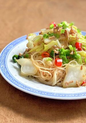 白菜の甘み広がるピリ辛ビーフン-レシピのメイン写真