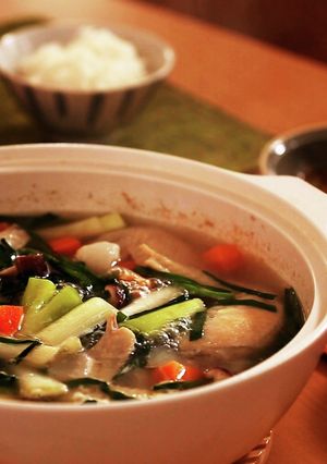 鶏手羽とお野菜のブイヨン煮込み-レシピのメイン写真