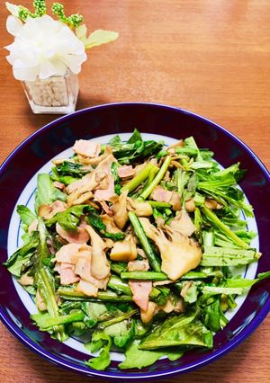 春菊と舞茸の温野菜サラダ（バタポン味）-レシピのメイン写真