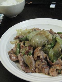 新米主婦のレタスと豚肉のカンタン炒め物-レシピのメイン写真