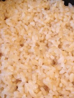玄米の炊き方☆一晩浸けて炊飯器で炊きます-レシピのメイン写真