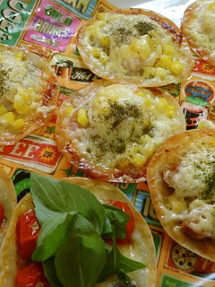 ♡家族で楽しい餃子の皮のピザ♡-レシピのメイン写真
