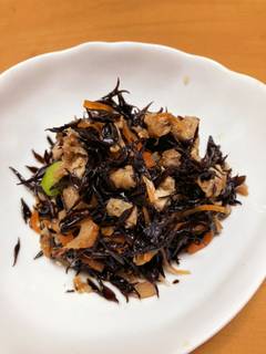 ☆ひじきの煮物☆ by ☆栄養士のれしぴ☆ 【クックパッド】 簡単