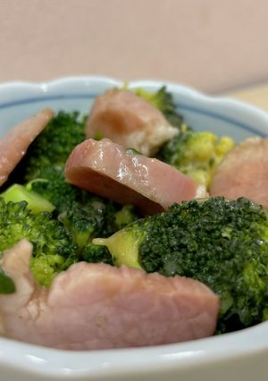 ブロッコリーとベーコンのチーズ焼き-レシピのメイン写真