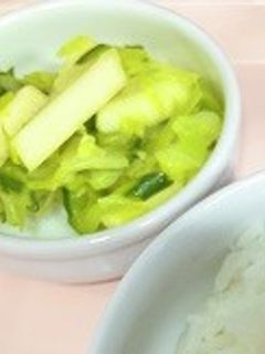 キャベツとりんごのサラダ ~給食レシピ~-レシピのメイン写真