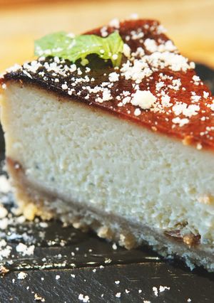 大人が喜ぶ「ゴルゴンゾーラチーズケーキ」-レシピのメイン写真