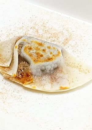 余った餃子の皮！シナモンが香るチョコピザ-レシピのメイン写真