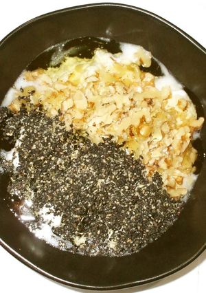 くるみ黒胡麻ヨーグルト♪簡単便秘漢方薬膳-レシピのメイン写真