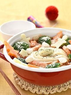クリスマストマト鍋うどん-レシピのメイン写真