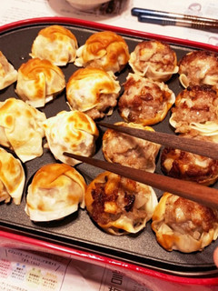 たこ焼き器で焼く!野菜たっぷり揚げ焼売-レシピのメイン写真
