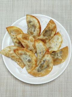 餃子の皮で餡子パイ-レシピのメイン写真