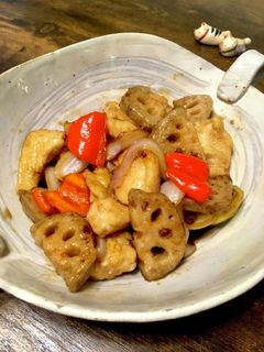 コクが決め手!鶏胸肉とレンコンの黒酢炒め-レシピのメイン写真