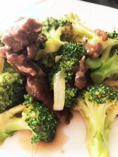 牛肉とブロッコリーのオイスターソース炒め-レシピのメイン写真