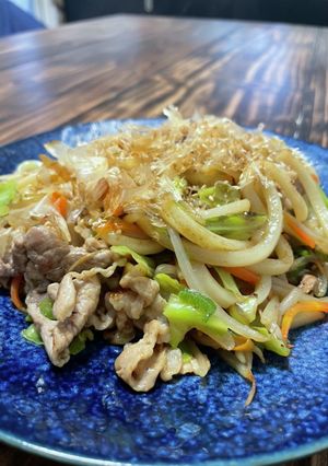 バターしょうゆ焼きうどん(^▽^)o-レシピのメイン写真