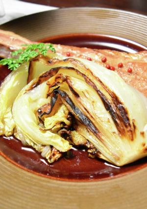 白菜の蒸し焼きとポークソテー-レシピのメイン写真