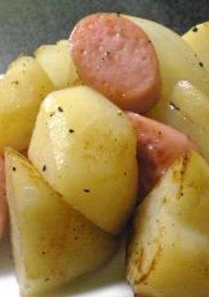 魚肉ソーセージでジャーマンポテト-レシピのメイン写真