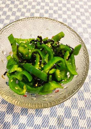 電子レンジで！簡単ピーマンの塩昆布和え-レシピのメイン写真