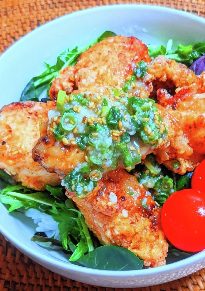 ネギ塩レモンだれ唐揚げ丼-レシピのメイン写真