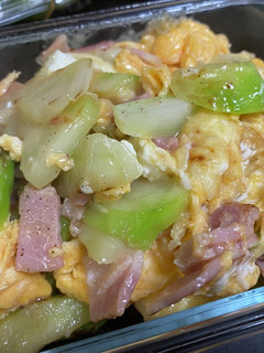 福岡県産 蕾菜とベーコンのチャンプル-レシピのメイン写真