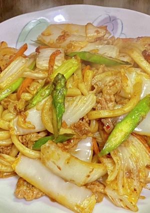 白菜たっぷり・麻婆風焼きうどん-レシピのメイン写真