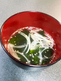 鍋不要!「お一人様用」ワカメスープ-レシピのメイン写真