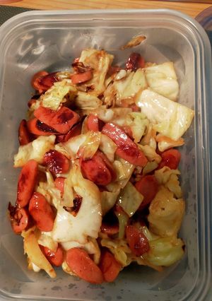 ウィンナーとキャベツのマヨカレー炒め-レシピのメイン写真