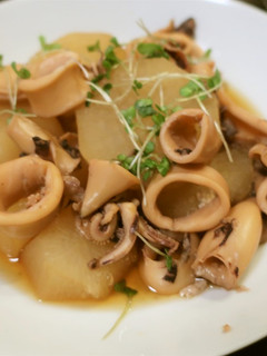ヤリイカと大根の煮物-レシピのメイン写真