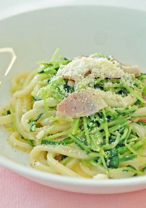 豆苗のカルボナーラうどん-レシピのメイン写真