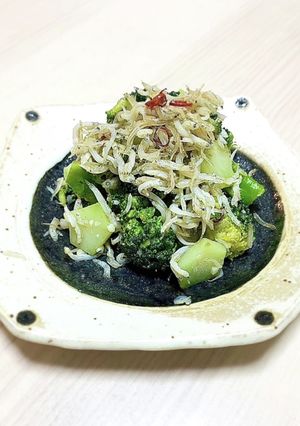 ブロッコリーとしらすのペペロンチーノ-レシピのメイン写真