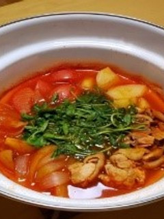 野菜たっぷり!トマト鍋-レシピのメイン写真